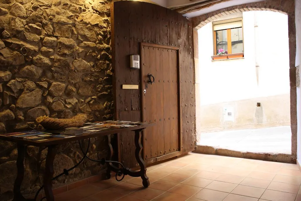 Country house Cal Pedret Guest House Riudecanyes